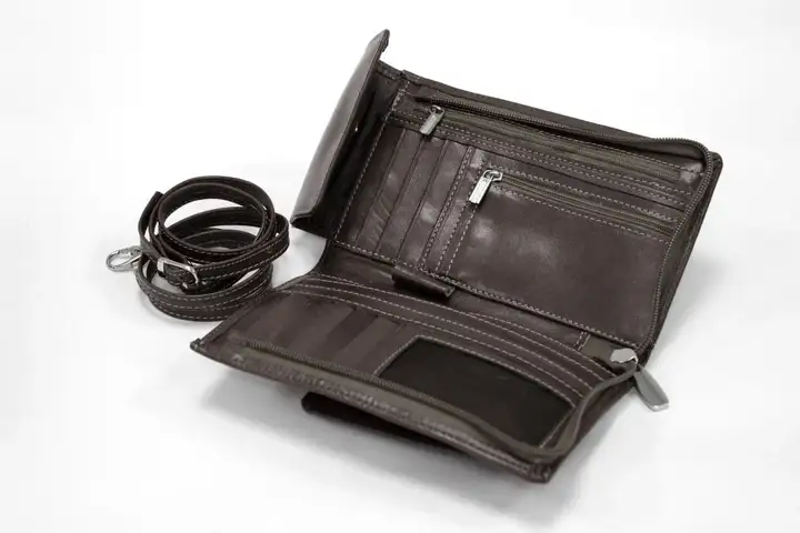کیف پاسپورتی چرم طبیعی آروین چرم کد AR-712